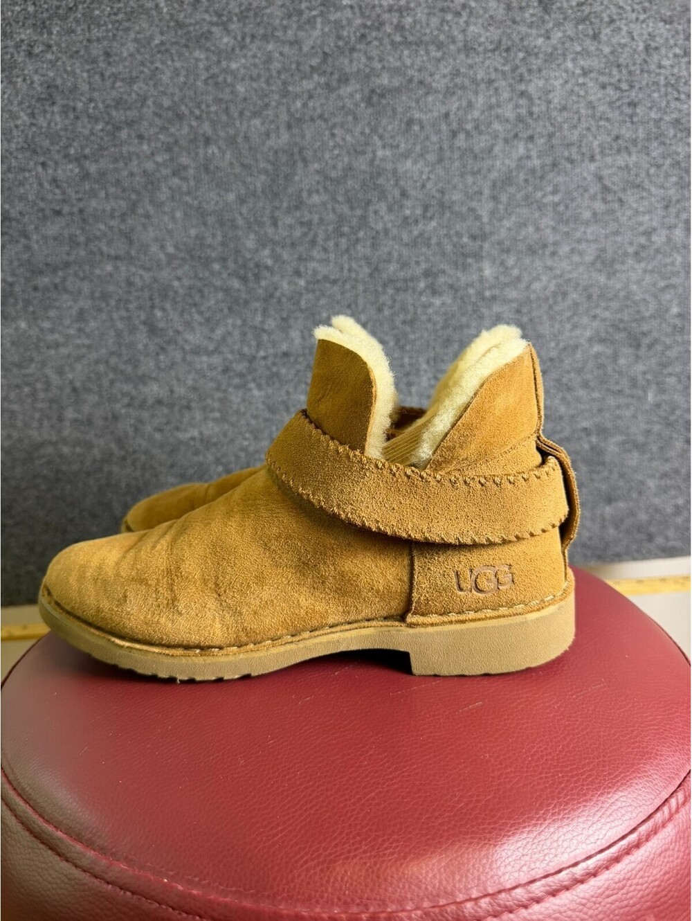 UGG Womens Chestnut Suede Shearling Strap Ankle Boots Size 8 1018659